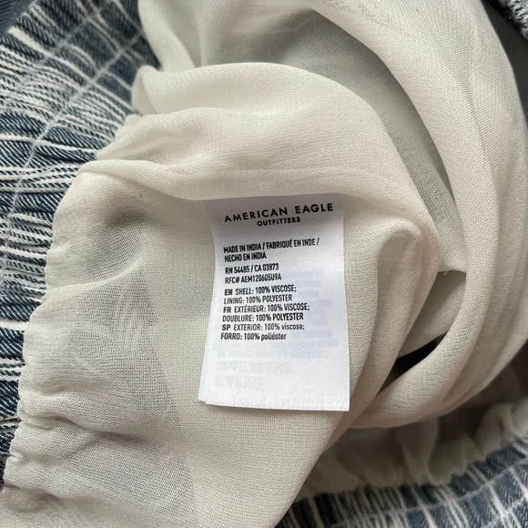 American Eagle Blue & White Striped High Rise Casual Crop Pants Medium Women’s - Picture 11 of 12